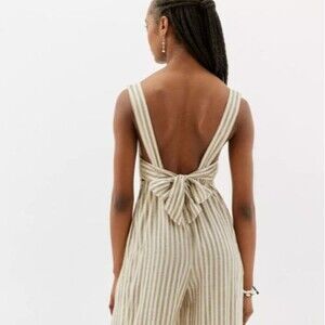Newport News linen cotton stripe romper shorts playsuit Size 6